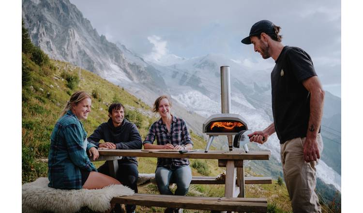 Ooni Karu 12 Multi-Fuel Pizza Oven: Authentic Stone-Baked Pizza Anywhere, Ready in Minutes